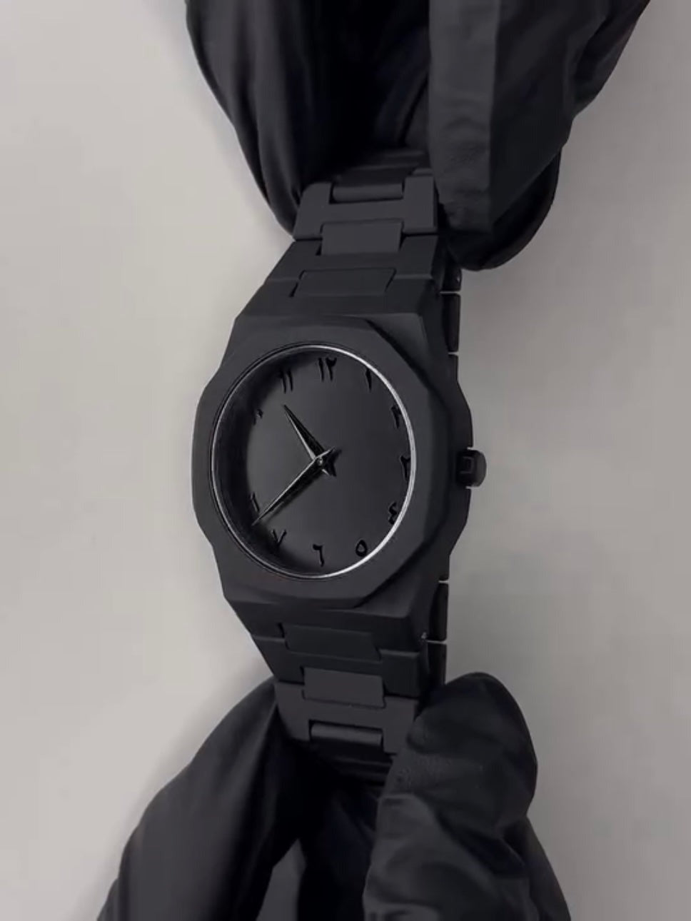 Full Black AURA Quartz Analog Watch