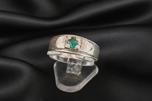 Vintage Signet Band with Sunrise-Etched Emerald