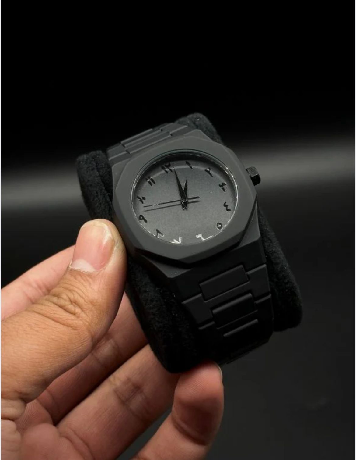 Full Black AURA Quartz Analog Watch