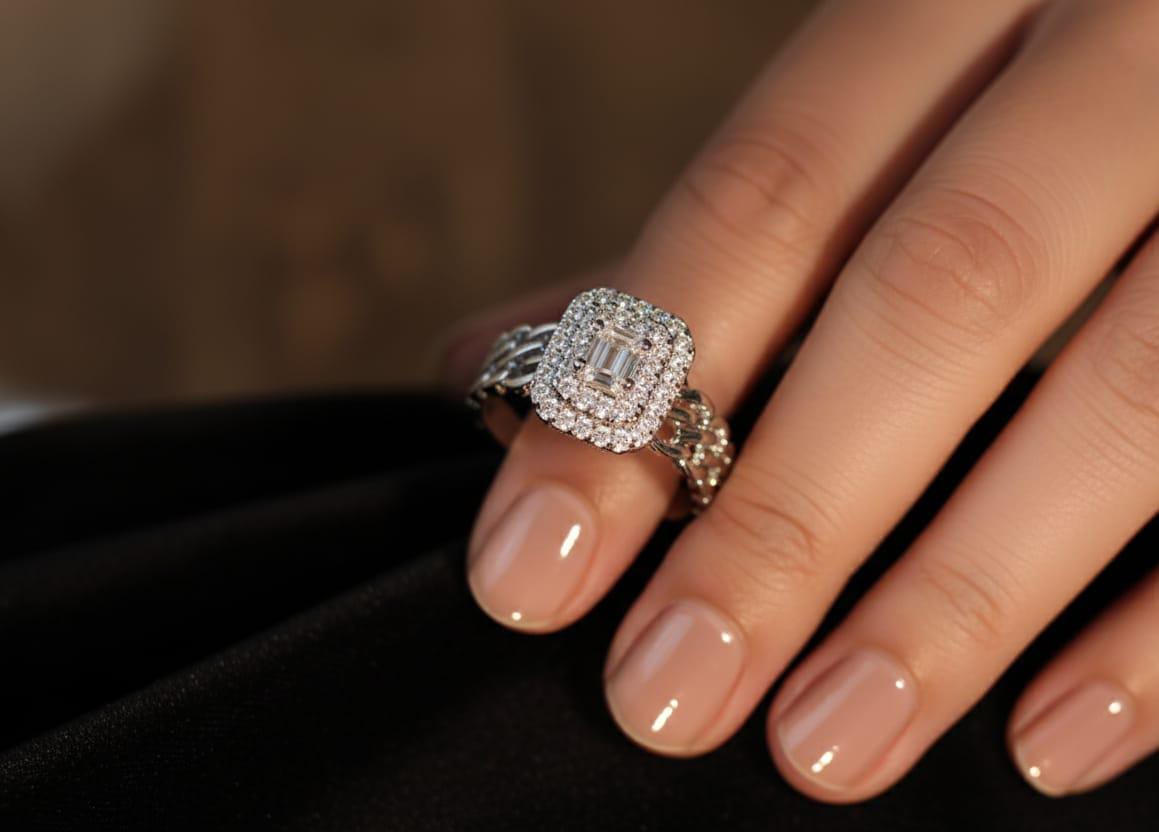 Sparkling Zircon Ring For Women