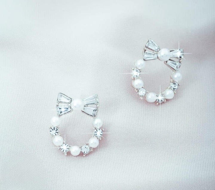 Pearl Bow Korean Zircon Earrings for Women
